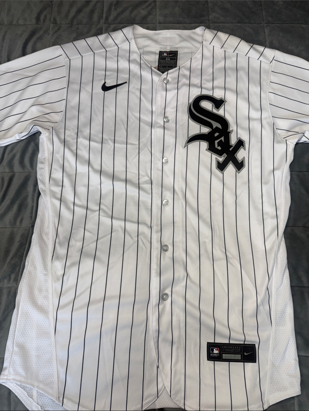 Nike White Black Pinstripe Chicago White Sox Jersey - 44 (Large) - Stitched